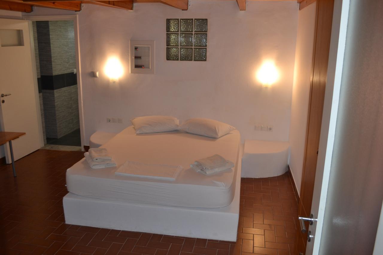 Romanos  Artemis Suites المظهر الخارجي الصورة